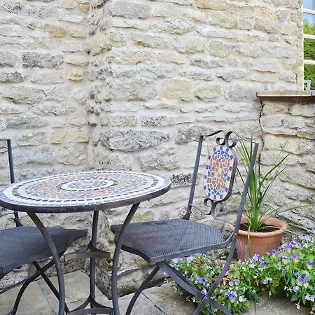 Chestnut 3* Ebberston