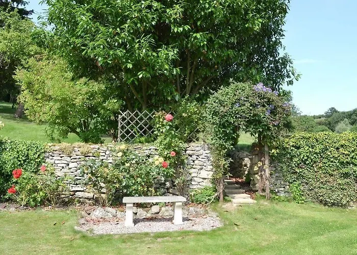 Chestnut 3* Ebberston