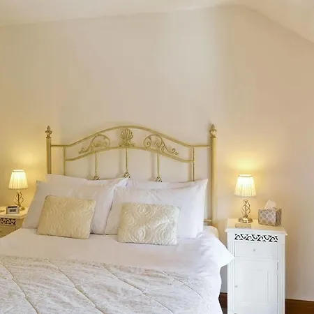 Hotel Chestnut 3*
